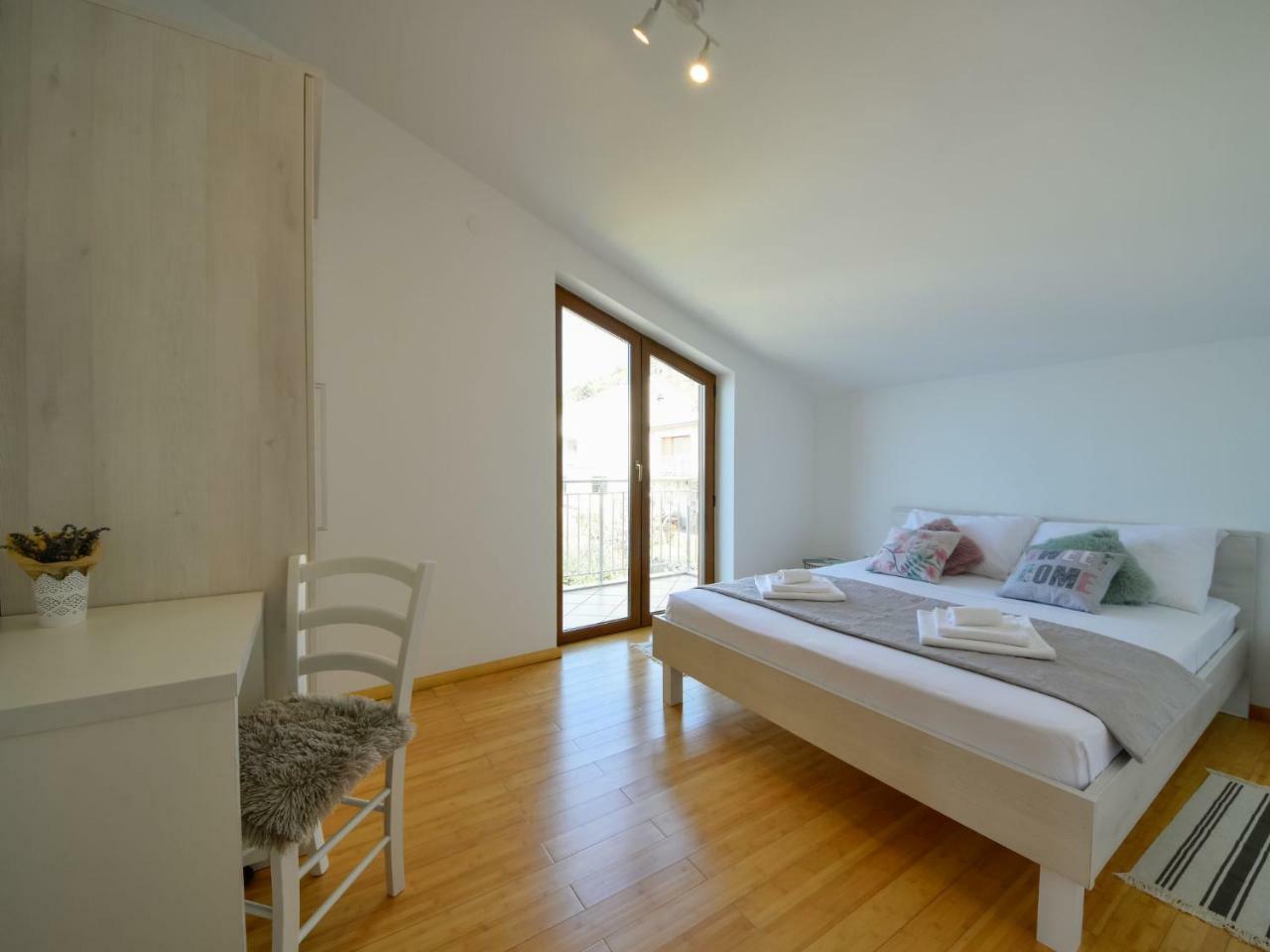Val 2-1 By Interhome Apartment Sveti Juraj