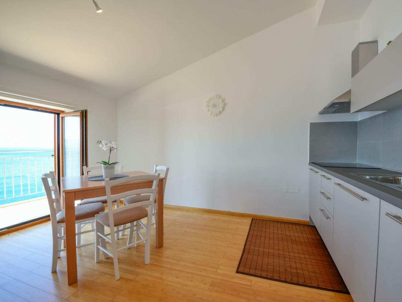 Val 2-1 By Interhome *