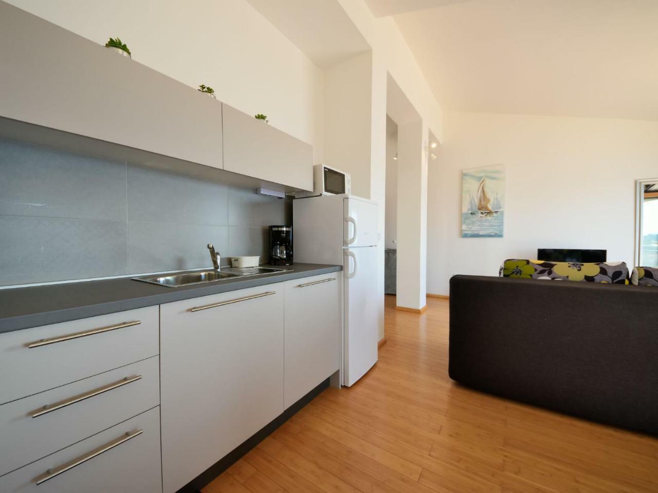 Val 2-1 By Interhome Apartment